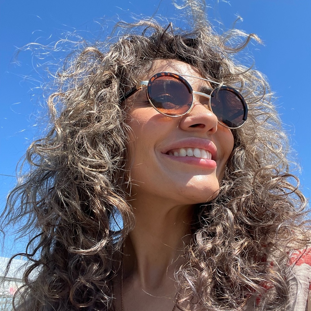 Meet your Posher, Aida